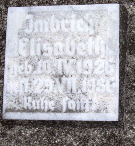 Lutsch Elisabeth 1926-1986 Grabstein